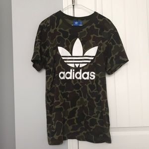Adidas top